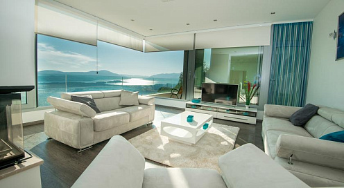 Villa zum Verkauf in der Region Kavač